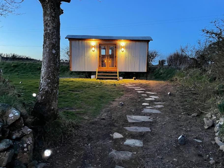 The Hut@Trefechan Wen - Coastal Coziness! Goodwick Luaran gambar