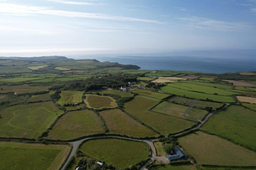 The Hut@Trefechan Wen - Coastal Coziness! Goodwick Luaran gambar
