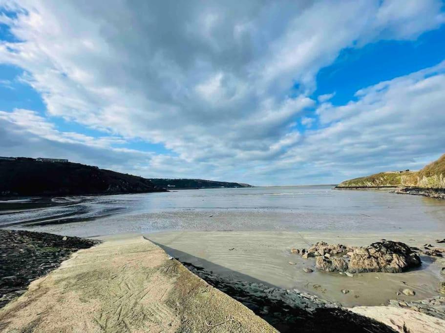 The Hut@Trefechan Wen - Coastal Coziness! Goodwick Luaran gambar