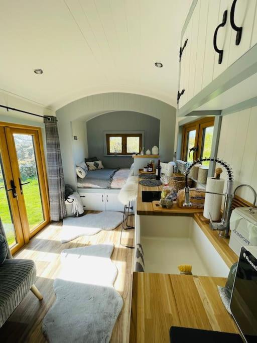 The Hut@Trefechan Wen - Coastal Coziness! Goodwick Luaran gambar