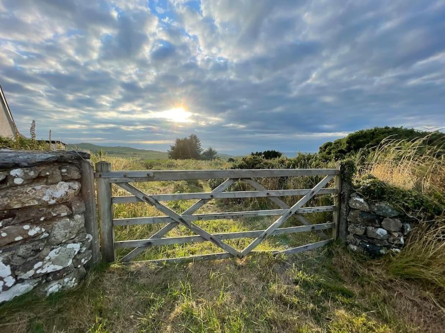 The Hut@Trefechan Wen - Coastal Coziness! Goodwick Luaran gambar
